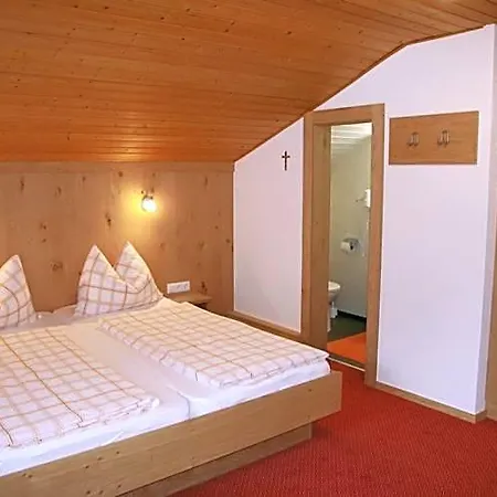 Hubert Fiegl 3*