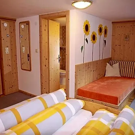 Hubert Fiegl Bed & Breakfast 3*