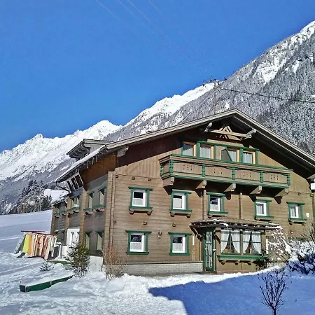 Hubert Fiegl Bed and Breakfast 3*