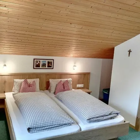 Hubert Fiegl Bed and Breakfast